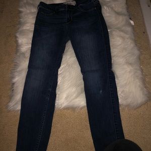 HOLLISTER SKINNY JEANS